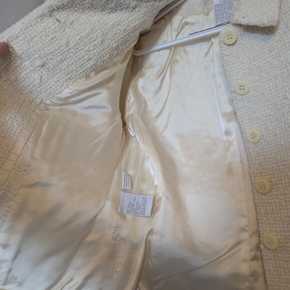 Cream Boucle Cropped Jacket | 8 | Jones New York | EUC | Rich Mom - Picture 5 of 9